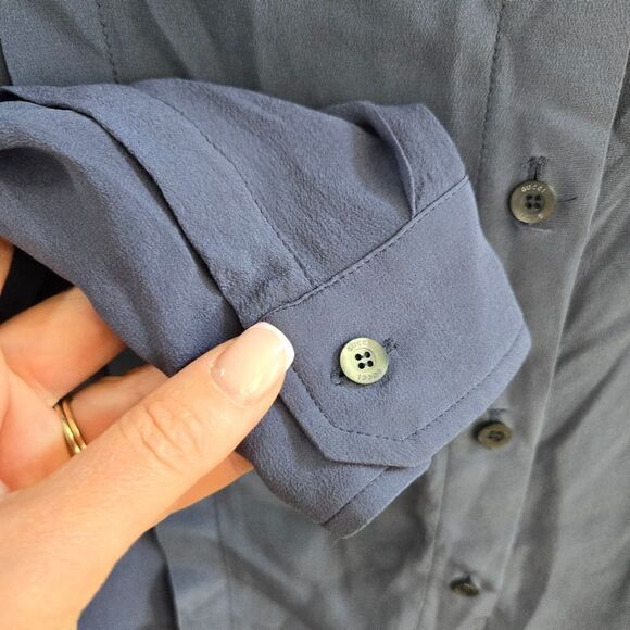GUCCI Blue Silk Blouse Shirt Top size 42 6 - Picture 4 of 11